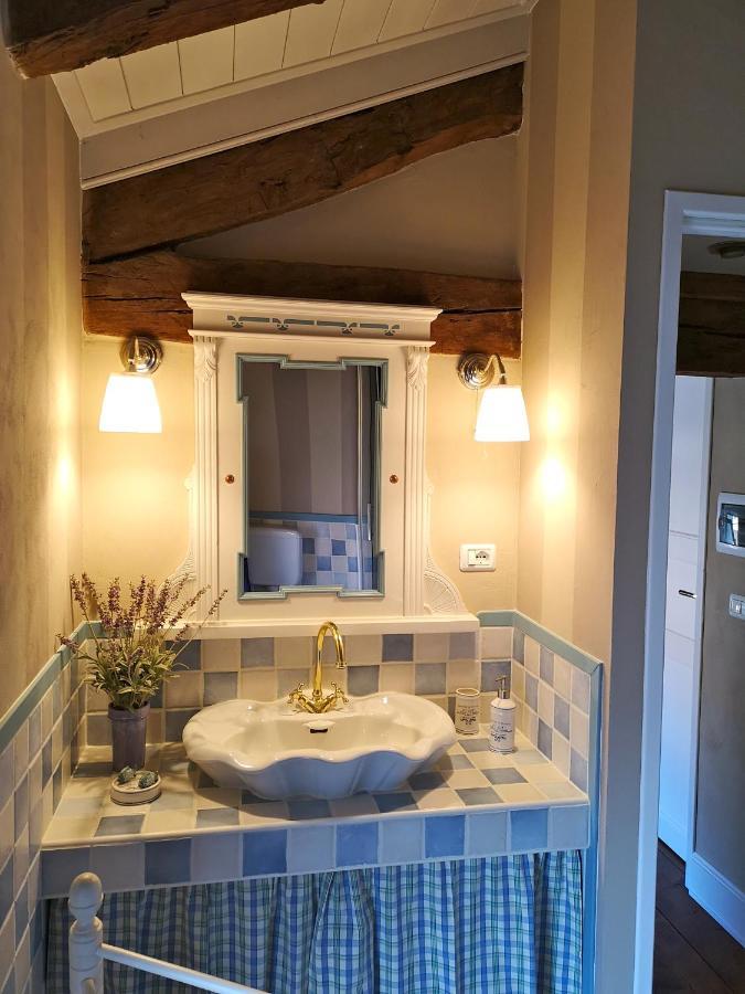 East Wind Bed & Breakfast Medea Exterior foto